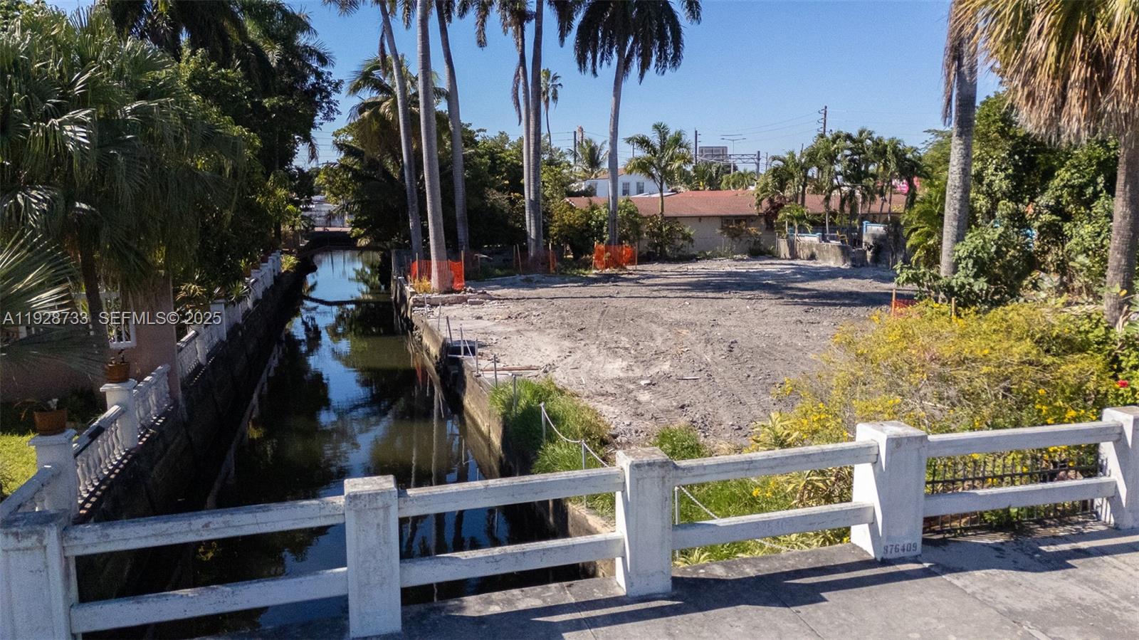 848 NW 18th Ave Miami, FL 33125