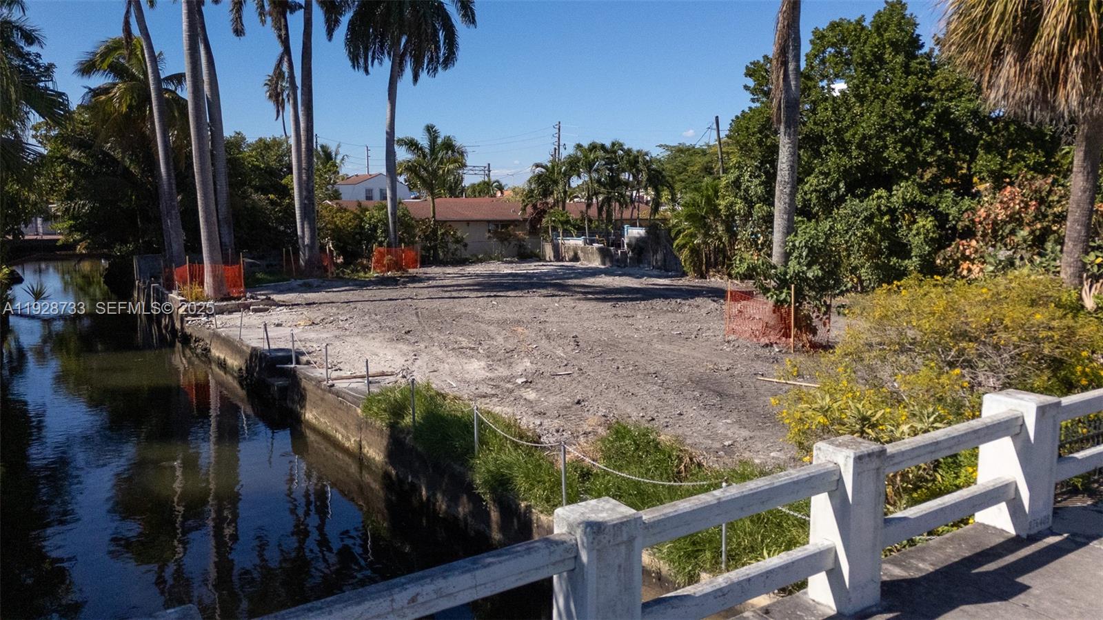 848 NW 18th Ave Miami, FL 33125