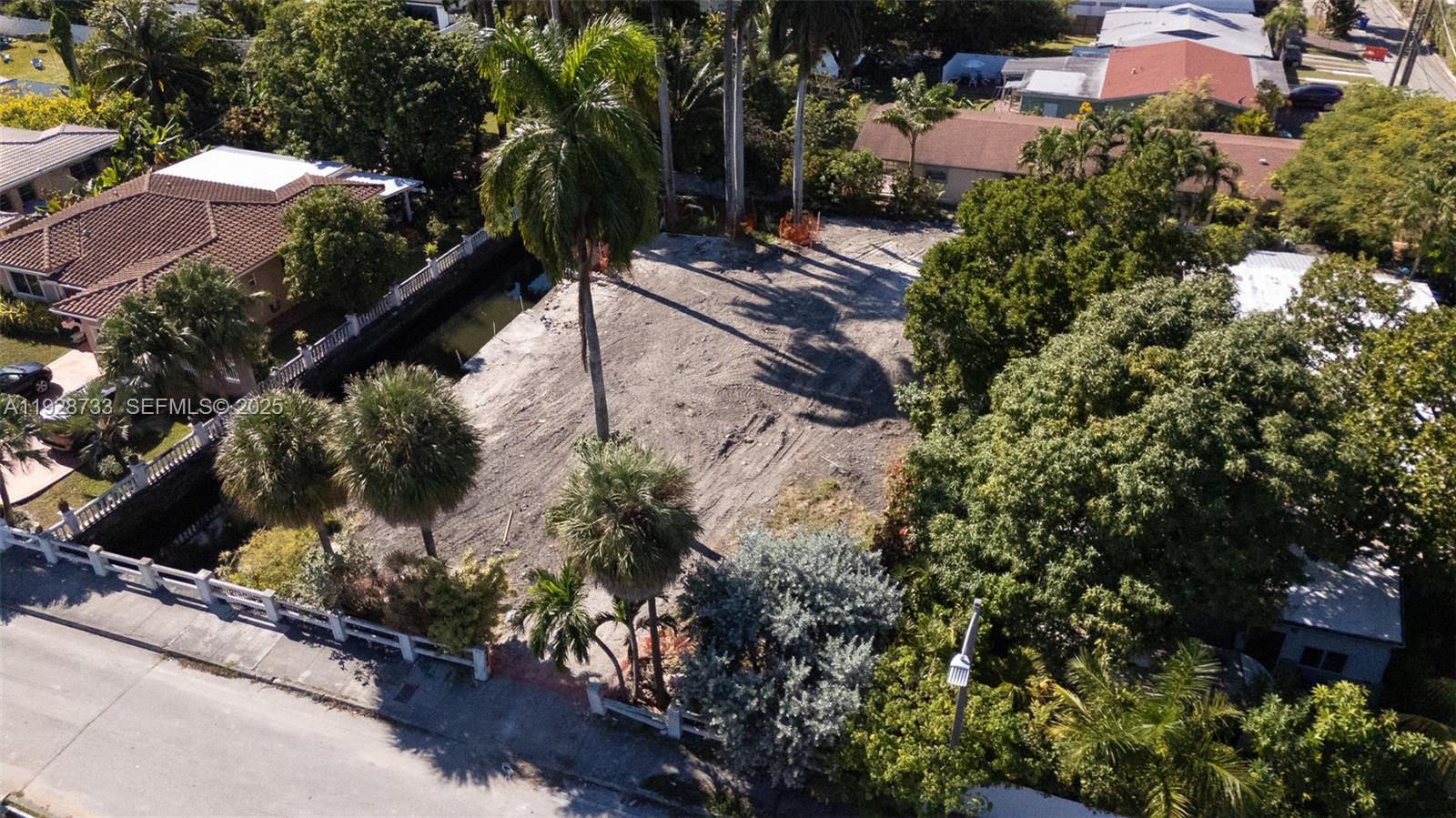 848 NW 18th Ave Miami, FL 33125