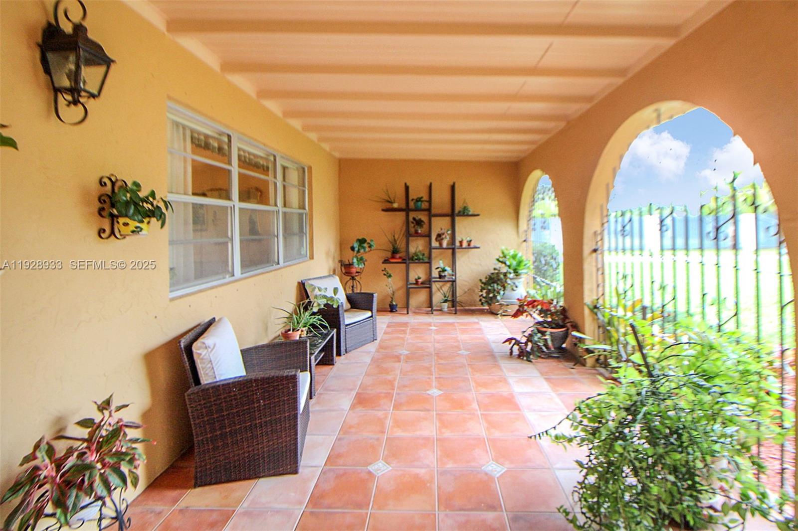 50 SW 130th Ave Miami, FL 33184