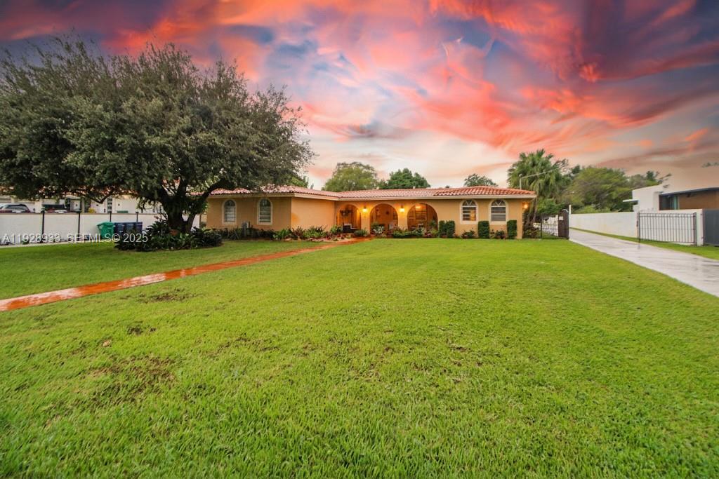 50 SW 130th Ave Miami, FL 33184