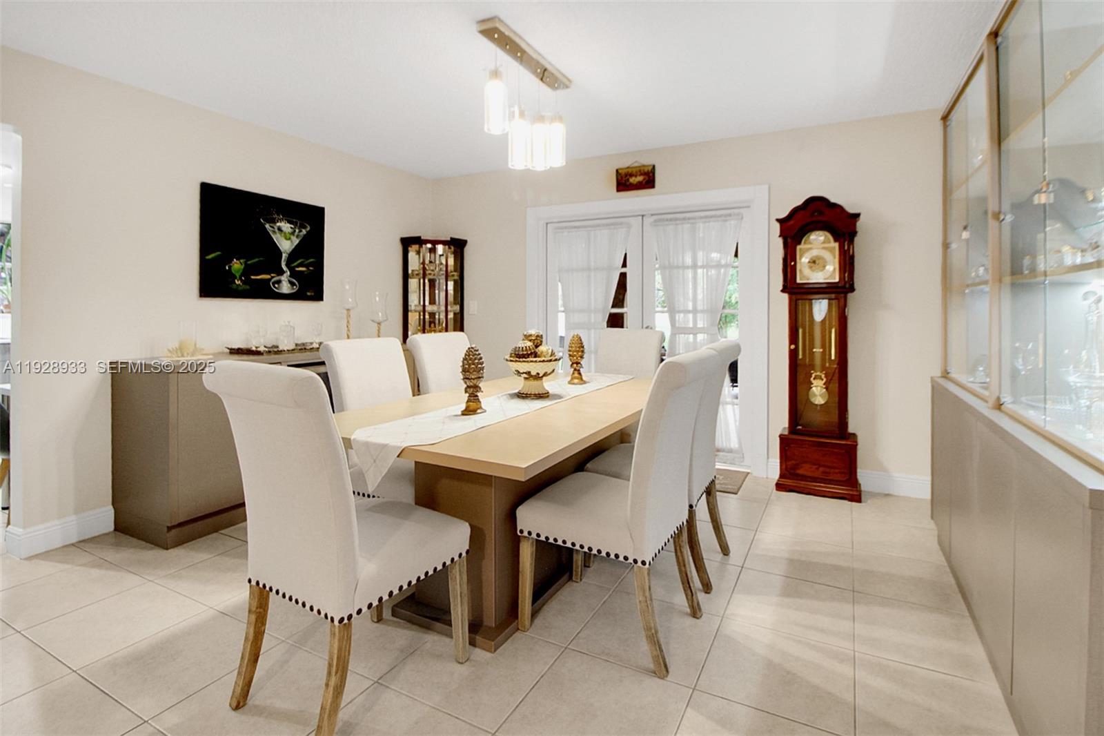 50 SW 130th Ave Miami, FL 33184