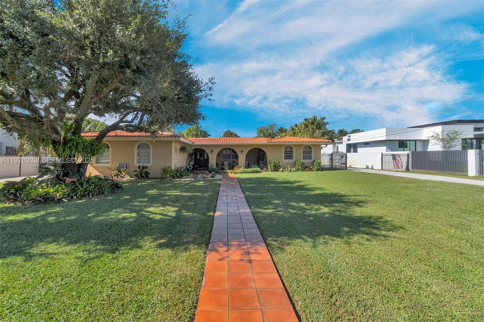 50 SW 130th Ave Miami, FL 33184