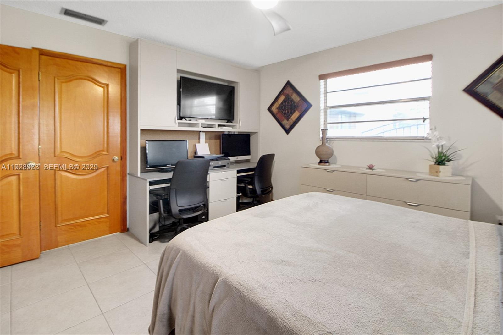 50 SW 130th Ave Miami, FL 33184