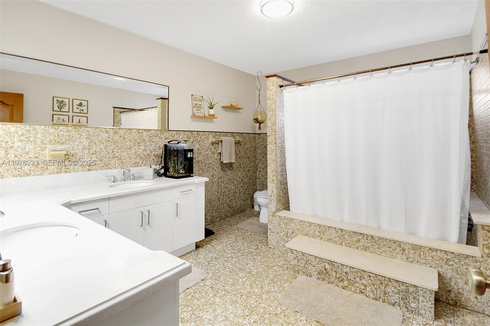 50 SW 130th Ave Miami, FL 33184