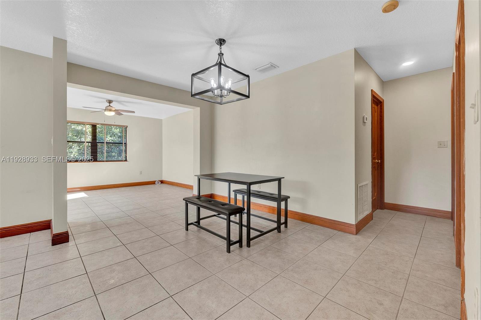 50 SW 130th Ave Miami, FL 33184