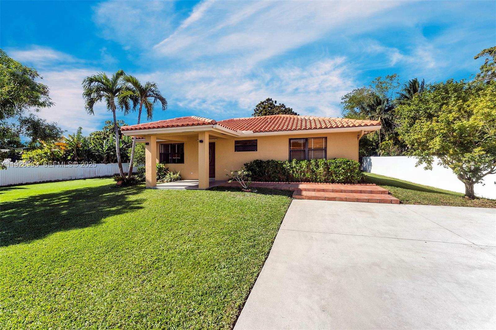 50 SW 130th Ave Miami, FL 33184