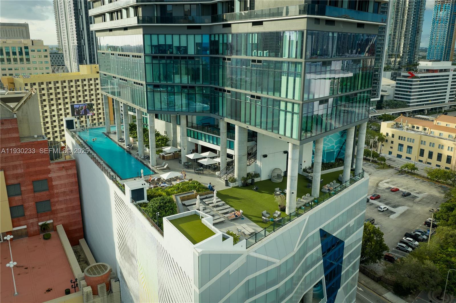 398 NE 5th St #2602 Miami, FL 33132