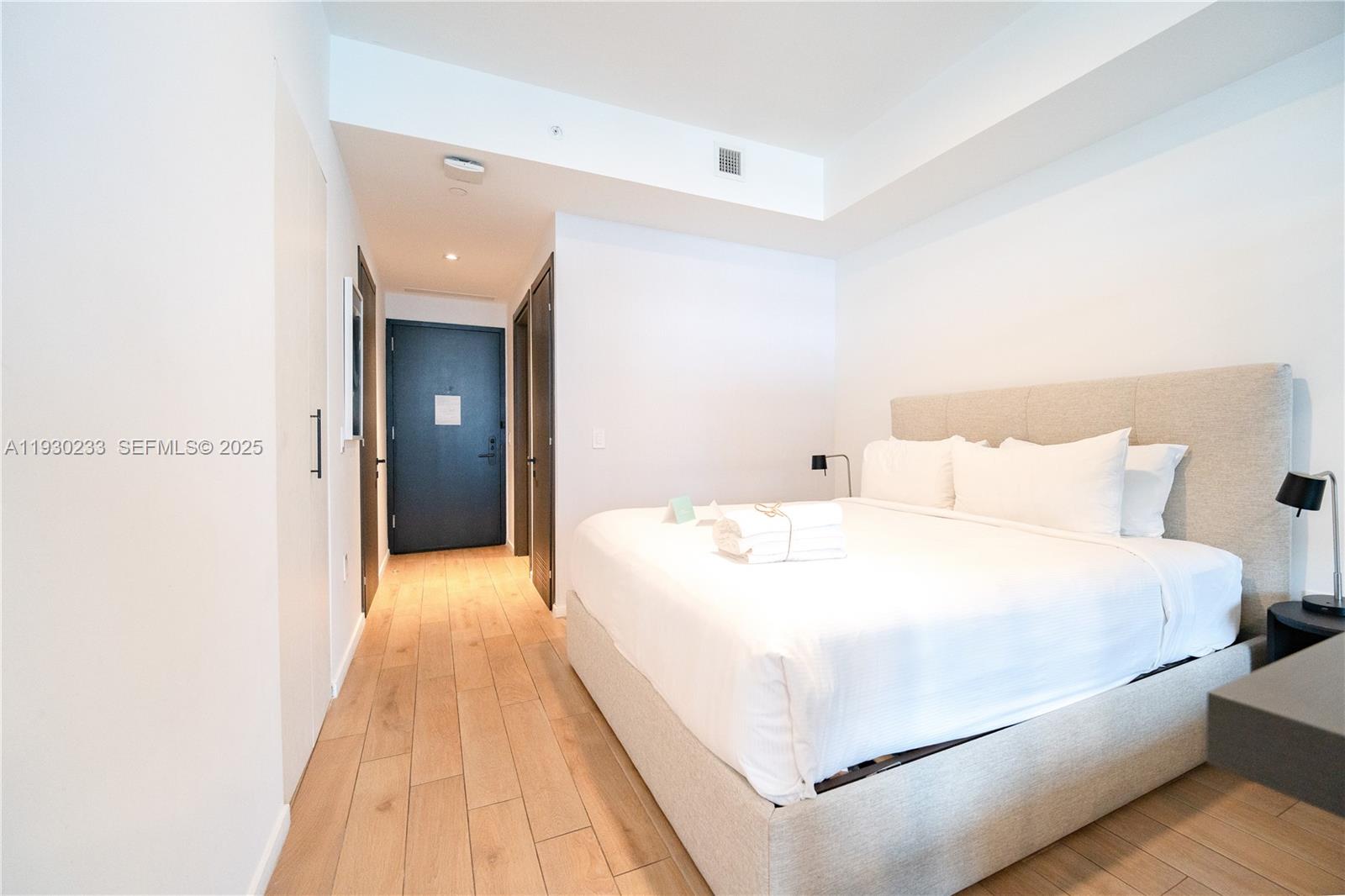 398 NE 5th St #2602 Miami, FL 33132