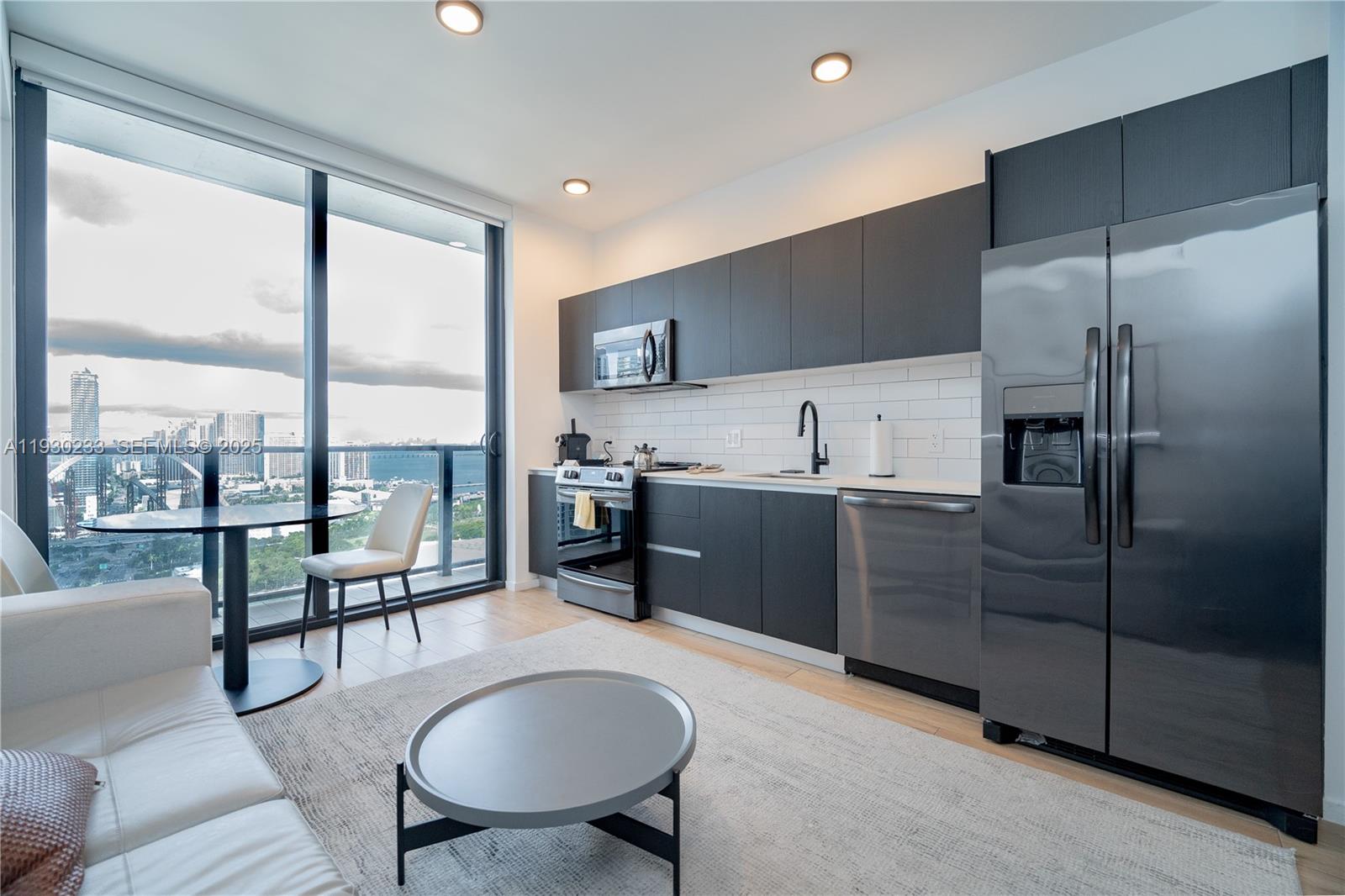 398 NE 5th St #2602 Miami, FL 33132