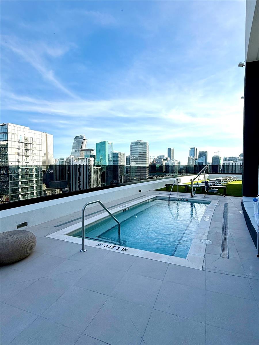 225 N Miami Ave #1604 Miami, FL 33128