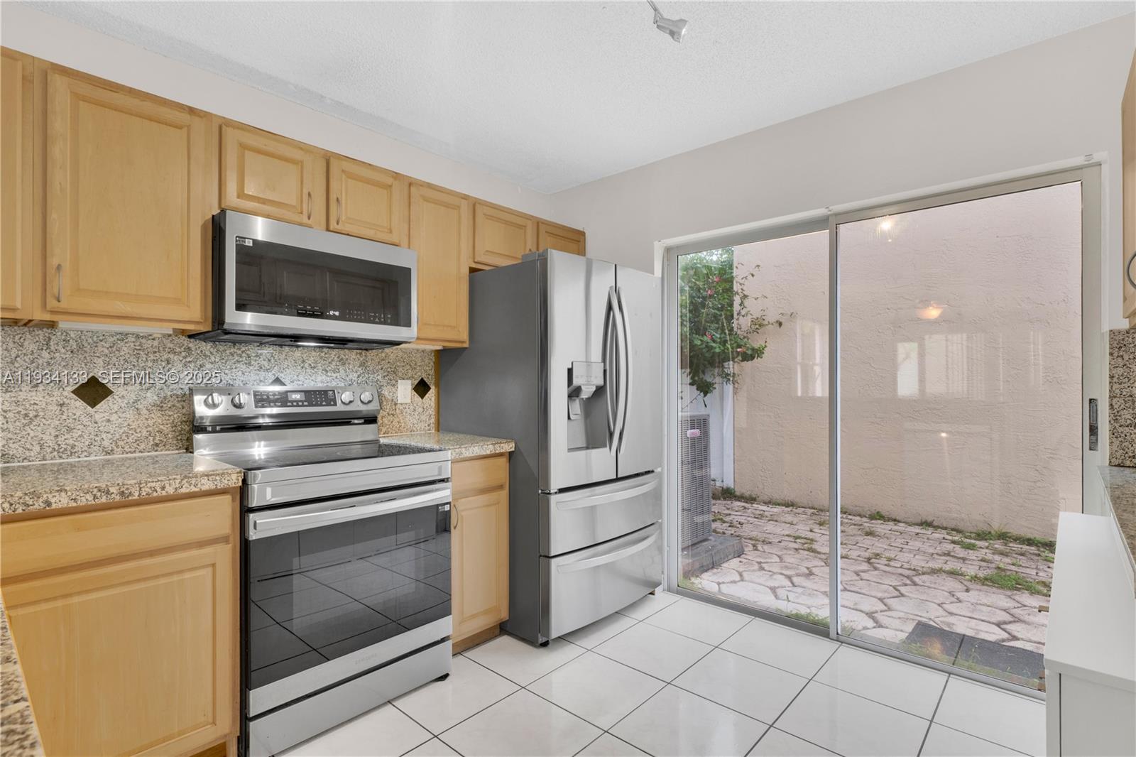 11910 NW 12th St Pembroke Pines, FL 33026