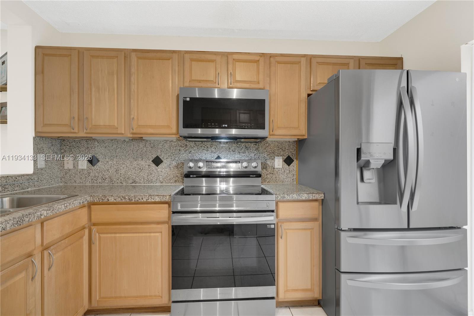 11910 NW 12th St Pembroke Pines, FL 33026