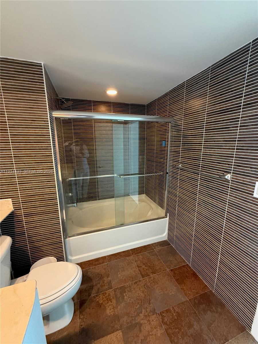 image One Miami West Condo17