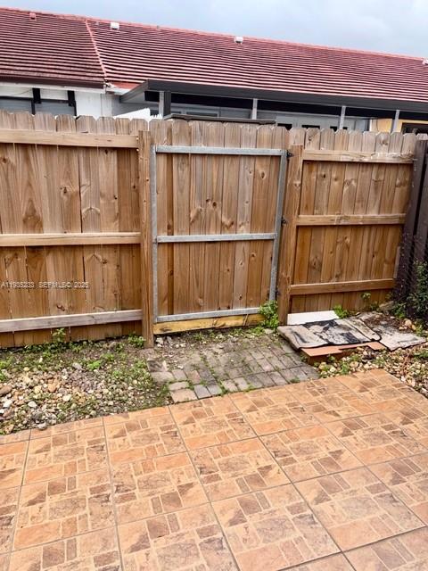 13410 SW 16th Ln #13410 Miami, FL 33175