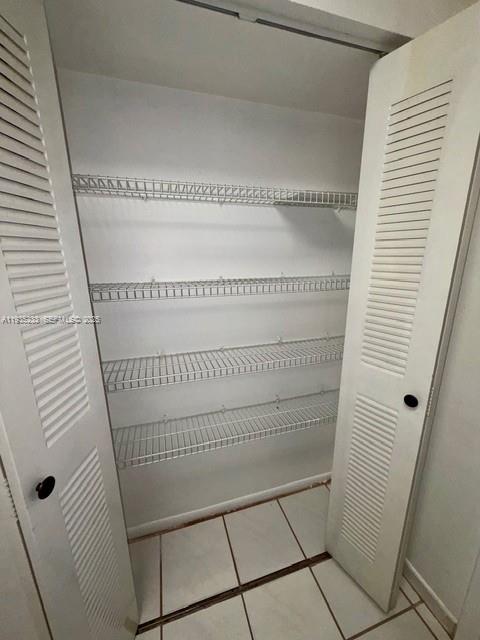 13410 SW 16th Ln #13410 Miami, FL 33175