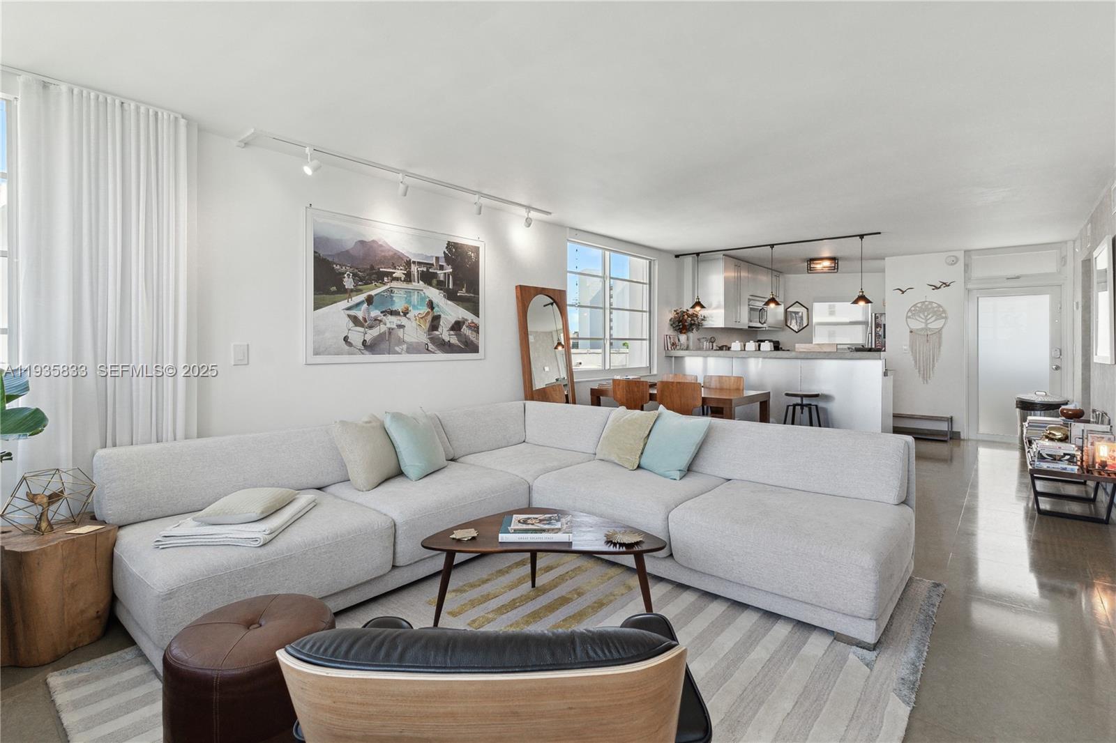 1670 Lincoln Ct #PH-7E Miami Beach, FL 33139