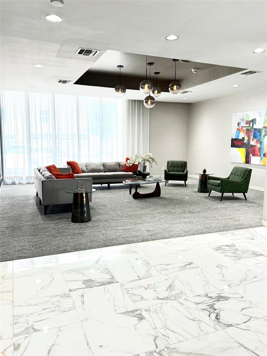 9225 Collins Ave #307 Surfside, FL 33154