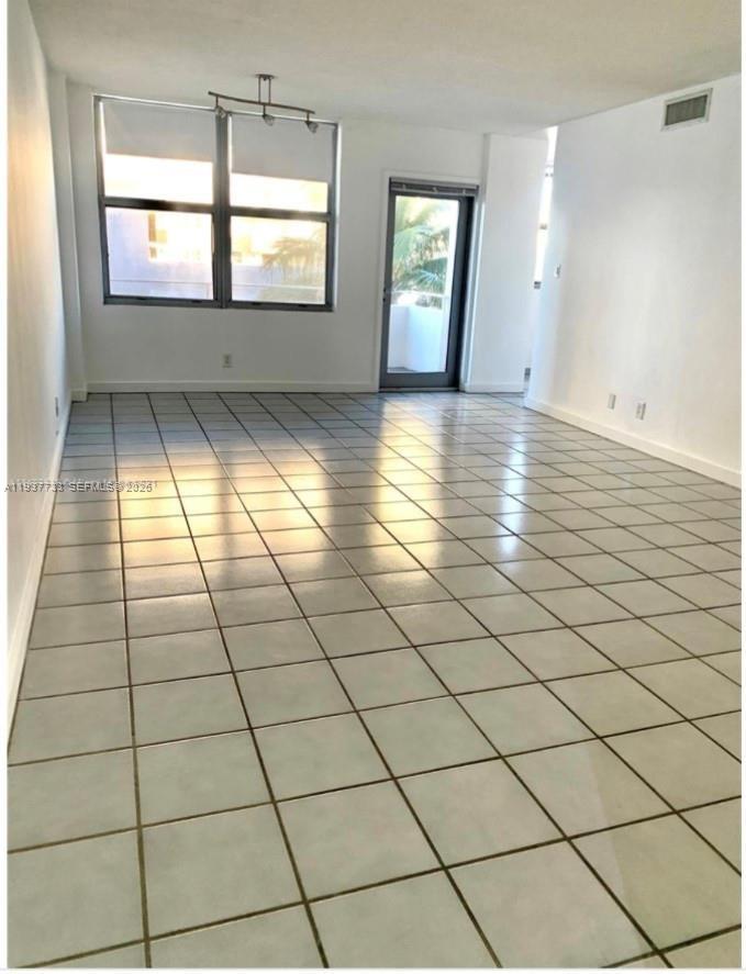 9225 Collins Ave #307 Surfside, FL 33154