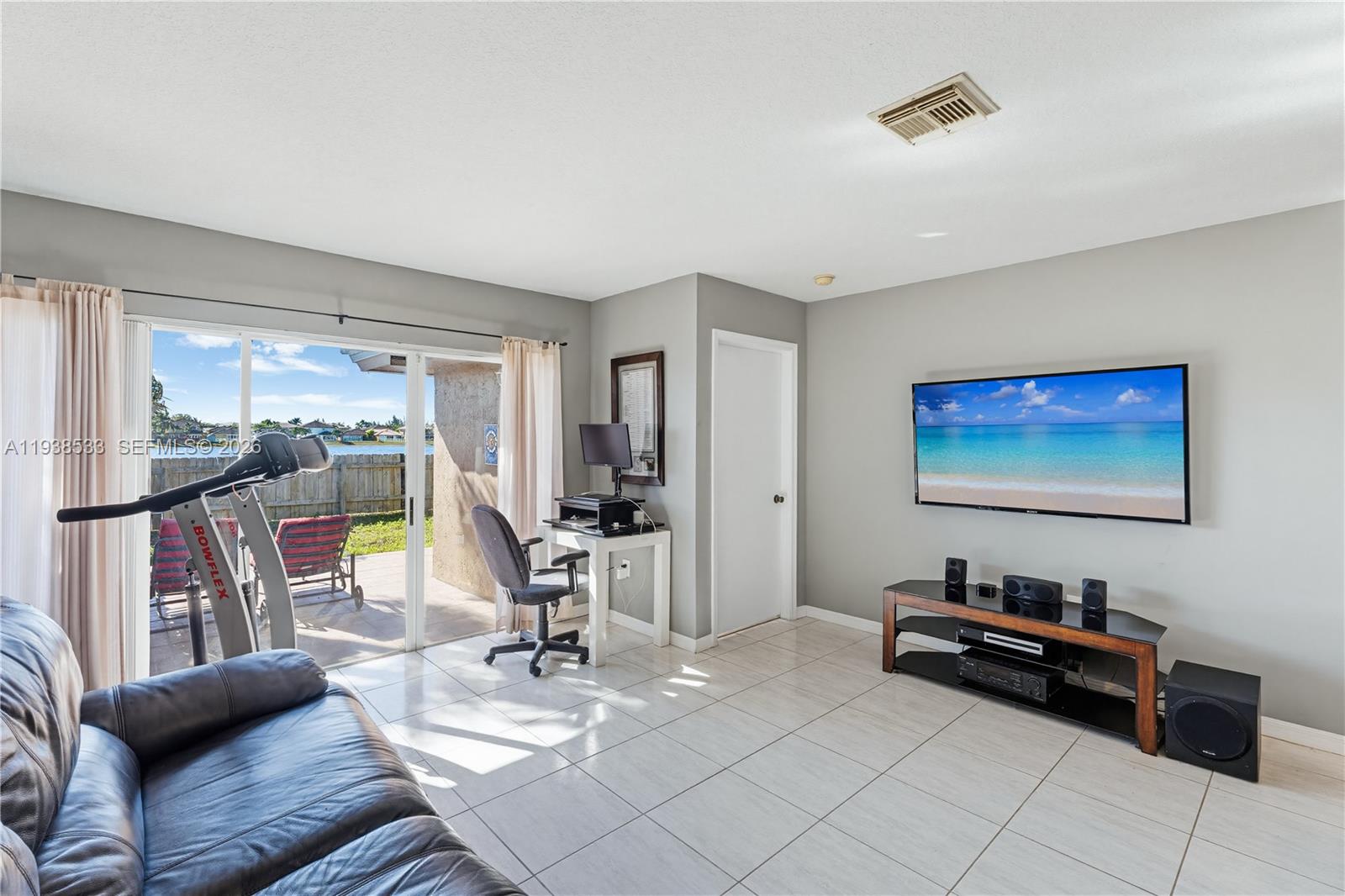 15474 SW 32nd Ter Miami, FL 33185
