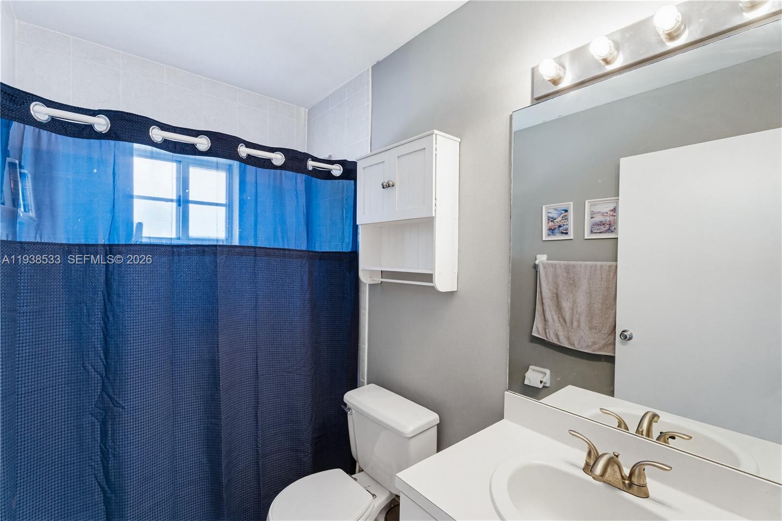 15474 SW 32nd Ter Miami, FL 33185