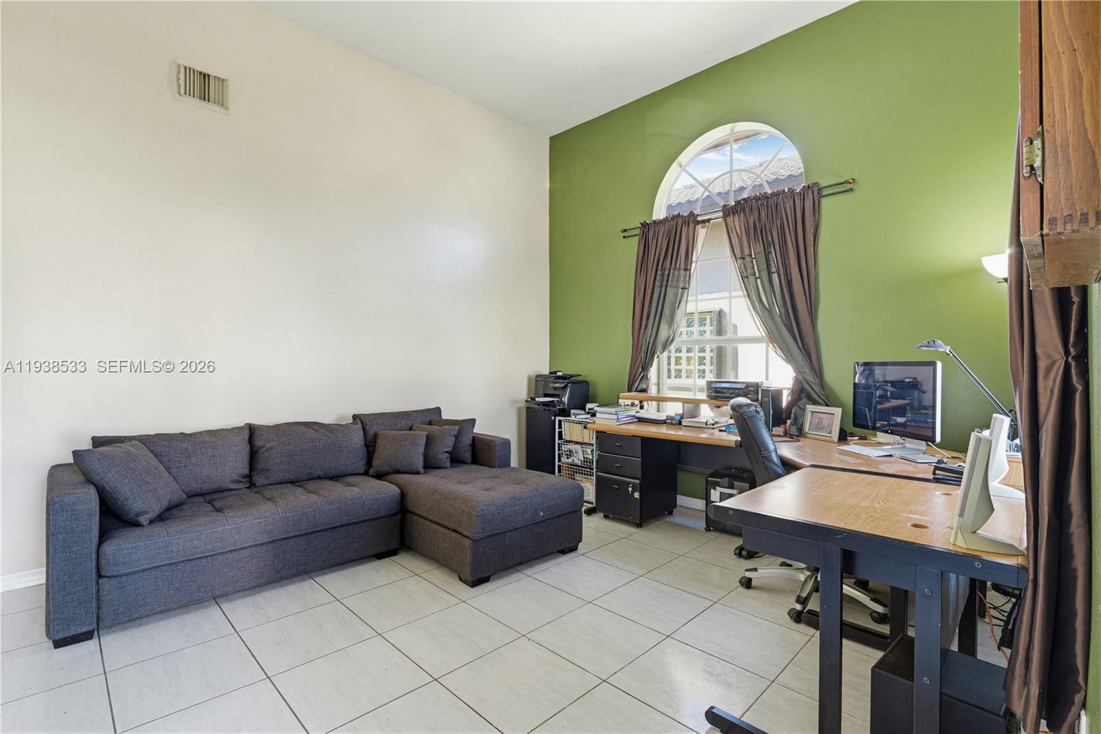 15474 SW 32nd Ter Miami, FL 33185