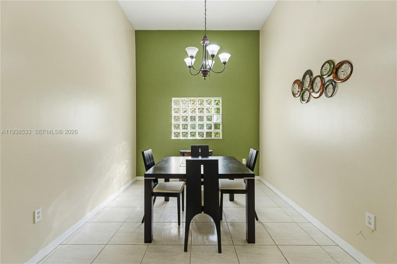 15474 SW 32nd Ter Miami, FL 33185