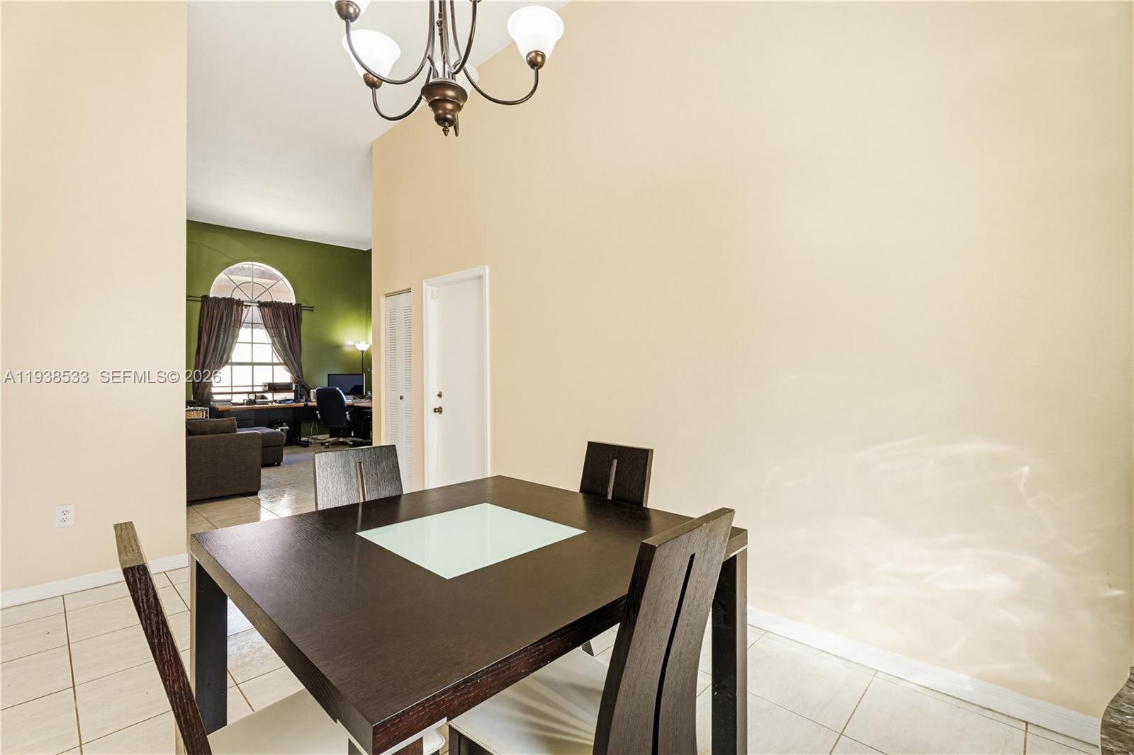 15474 SW 32nd Ter Miami, FL 33185