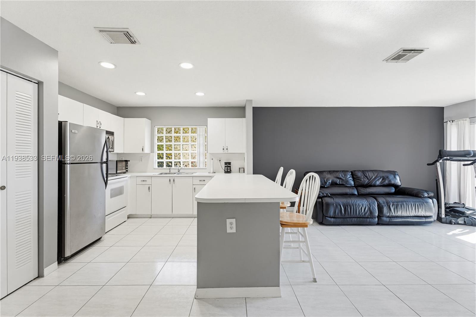 15474 SW 32nd Ter Miami, FL 33185