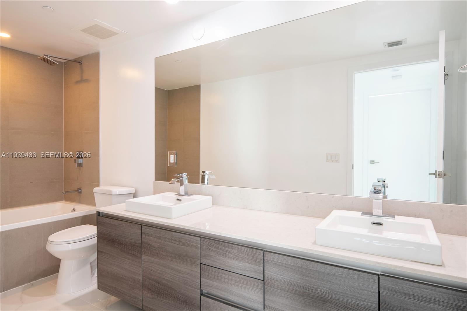 image The Bond on Brickell4