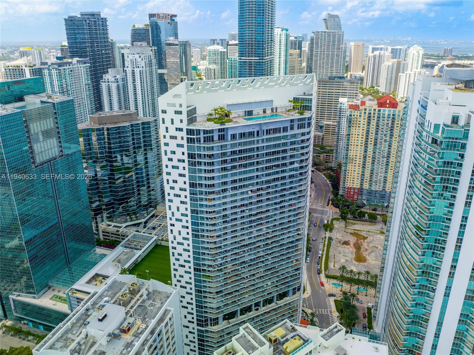 1300 Brickell Bay Dr #2509