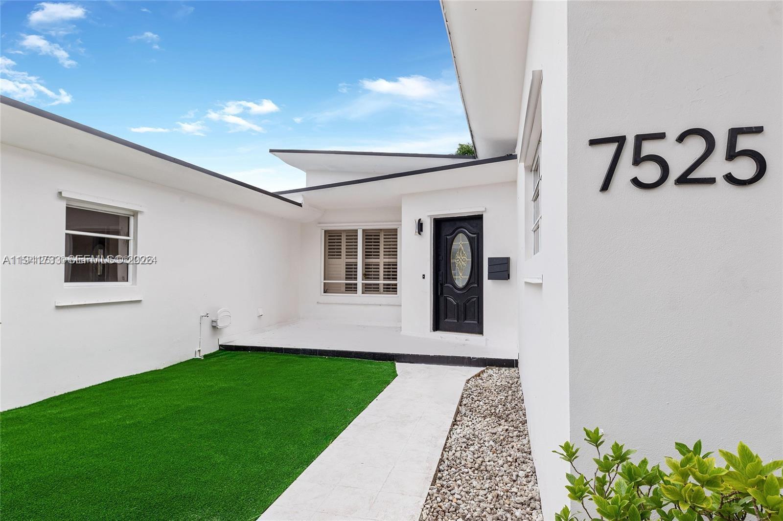 7525 Adventure Ave #1