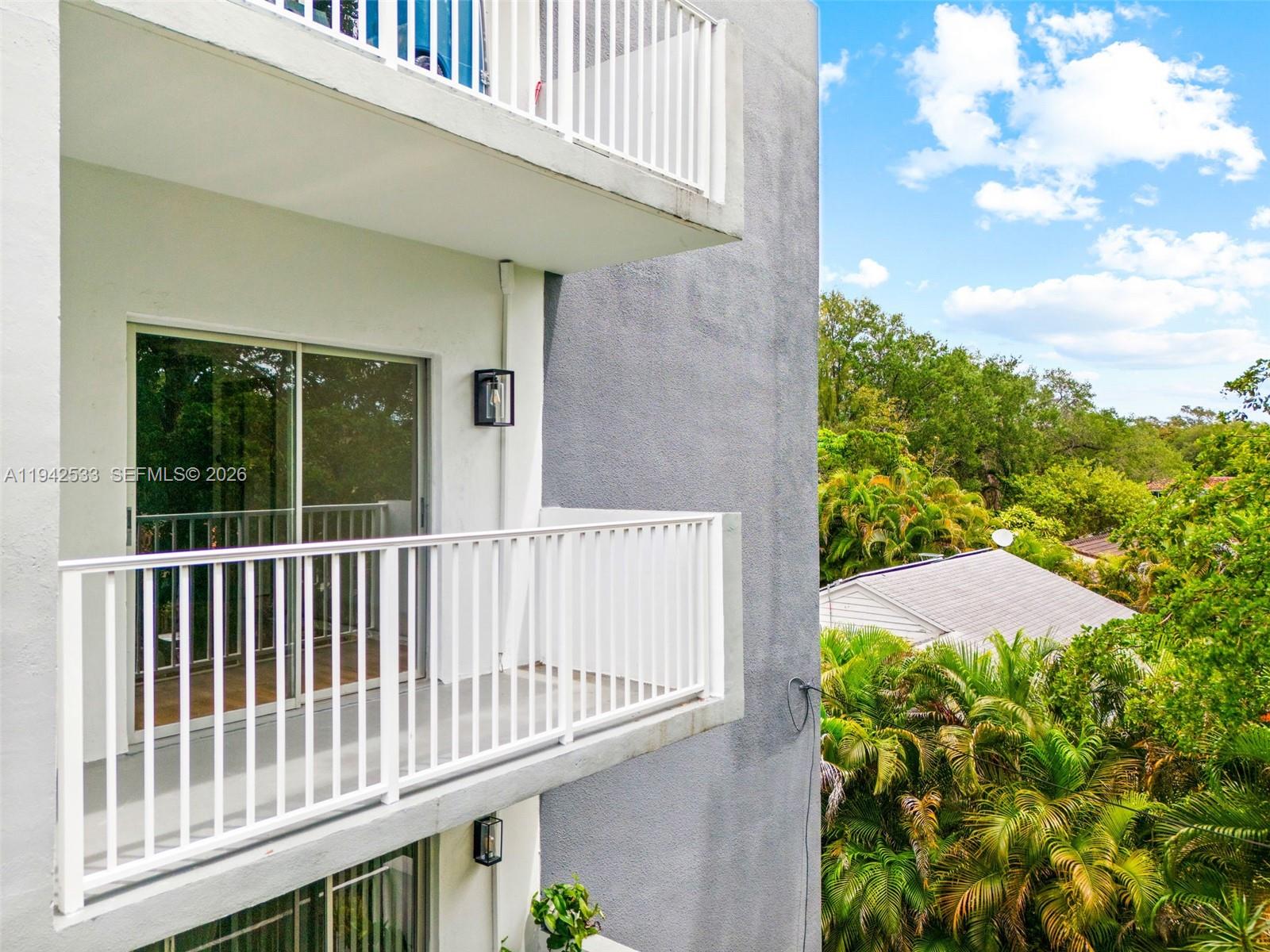 645 NE 121st St #302 North Miami, FL 33161