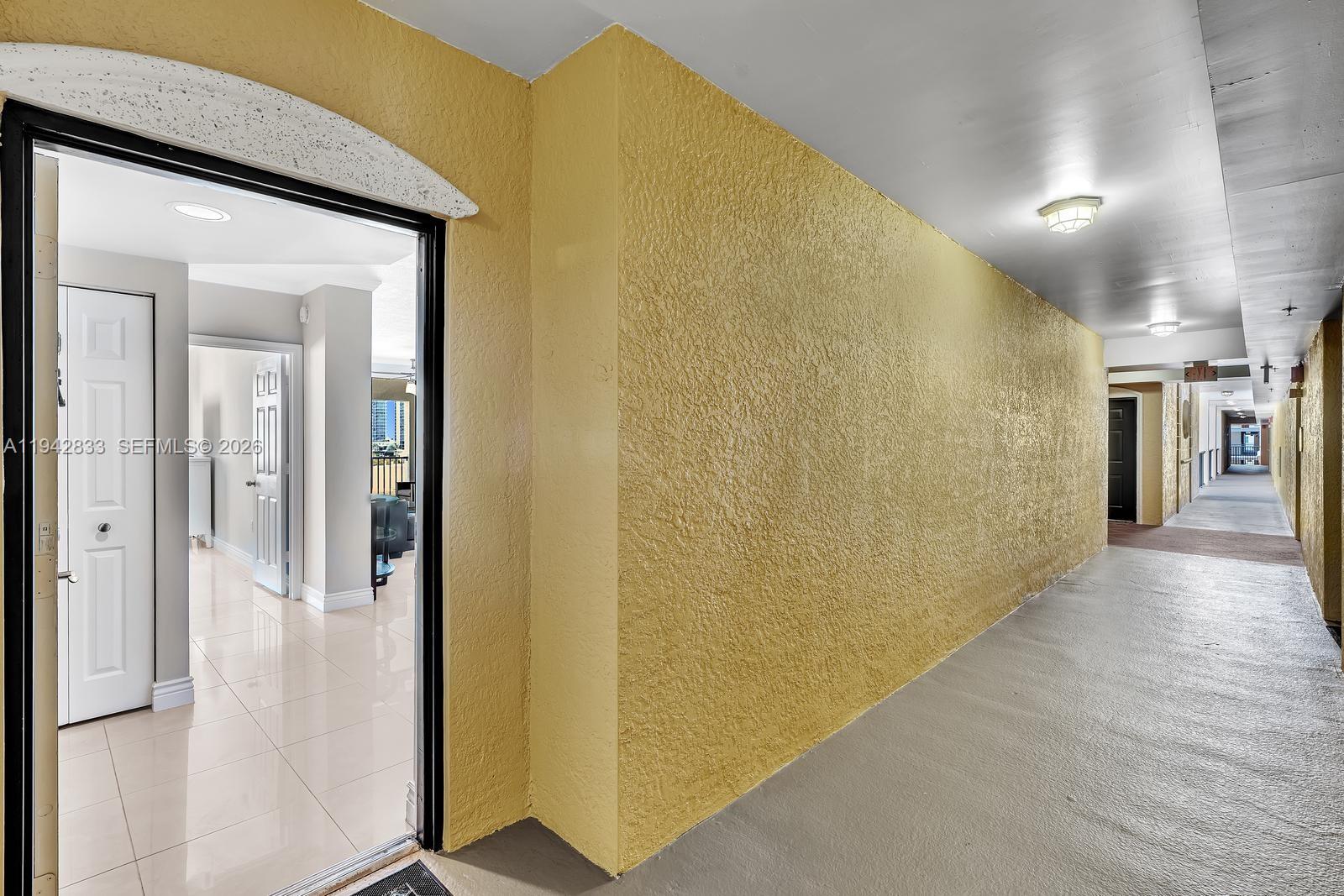 image Porto Bellagio Condo1