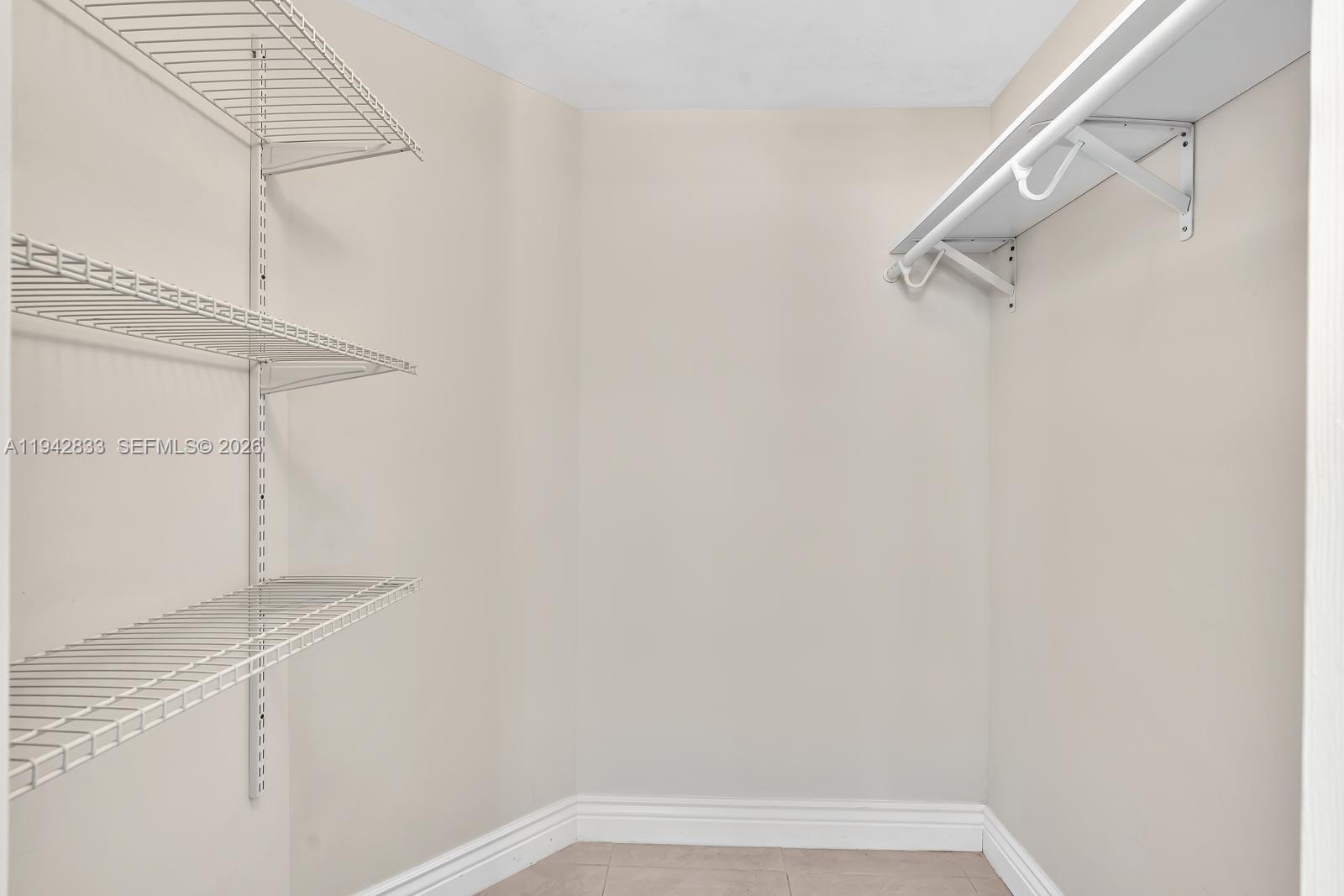 image Porto Bellagio Condo29