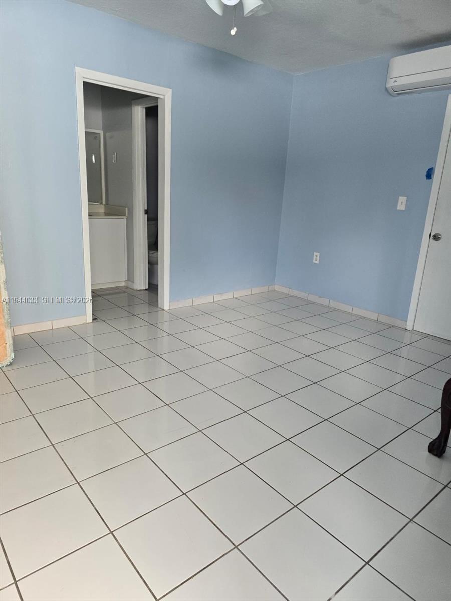 591 SE 5th St Hialeah, FL 33010