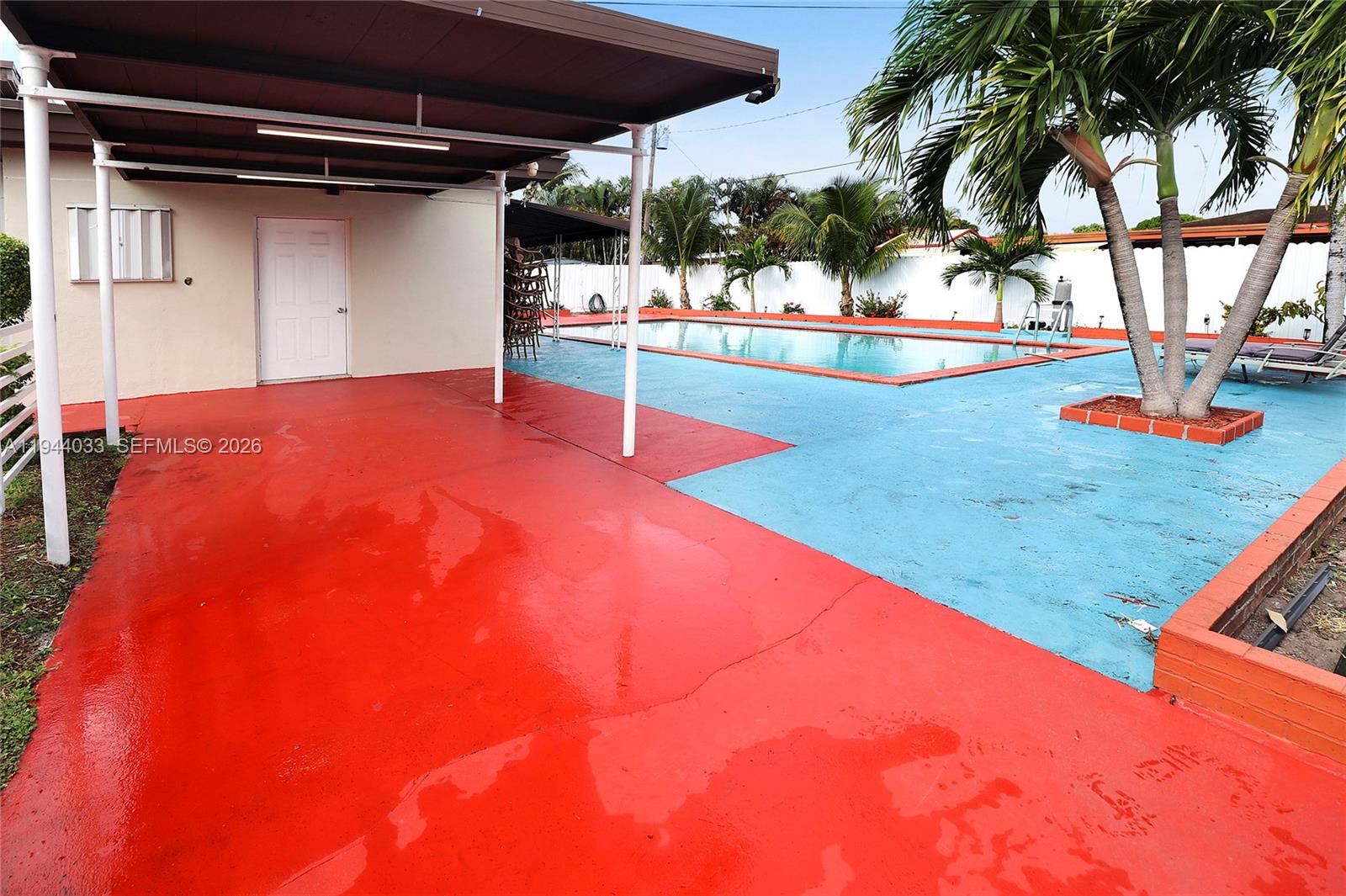 591 SE 5th St Hialeah, FL 33010