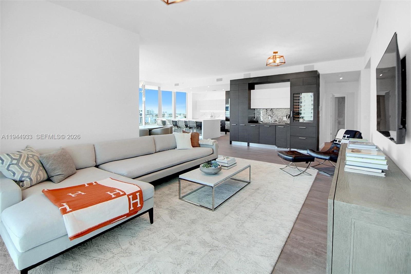 701 N Fort Lauderdale Bch Blvd #705 Fort Lauderdale, FL 33304