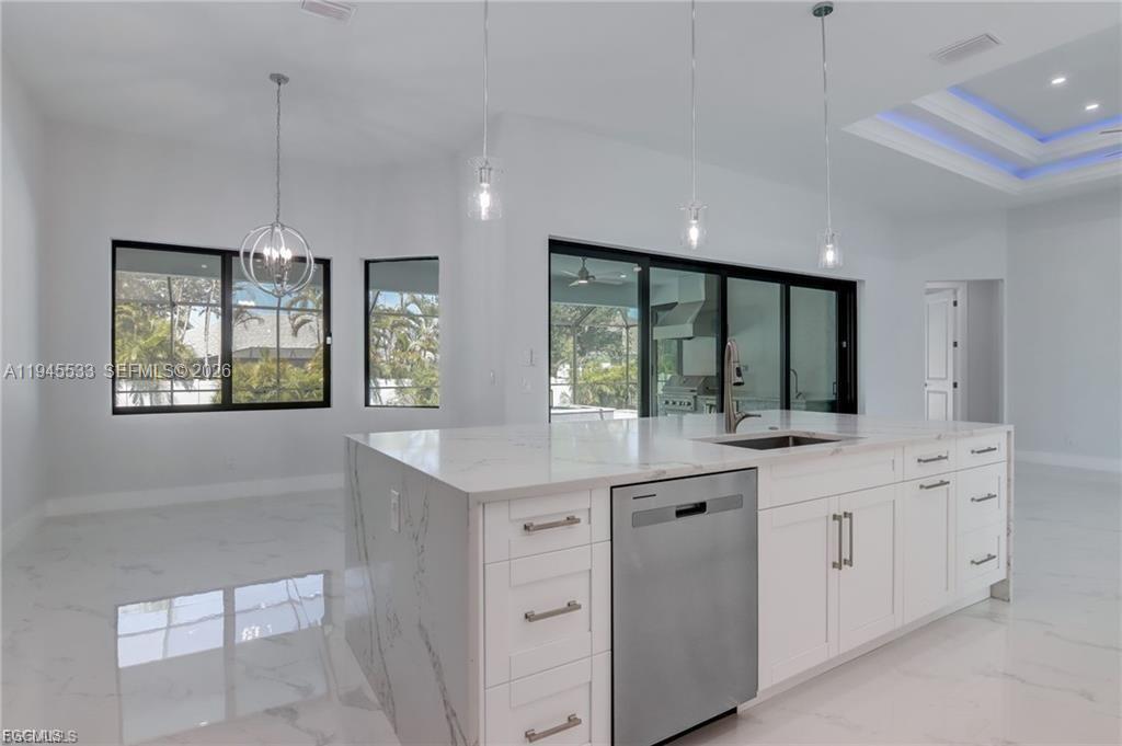 2406 SW 54th Ln Cape Coral, FL 33914