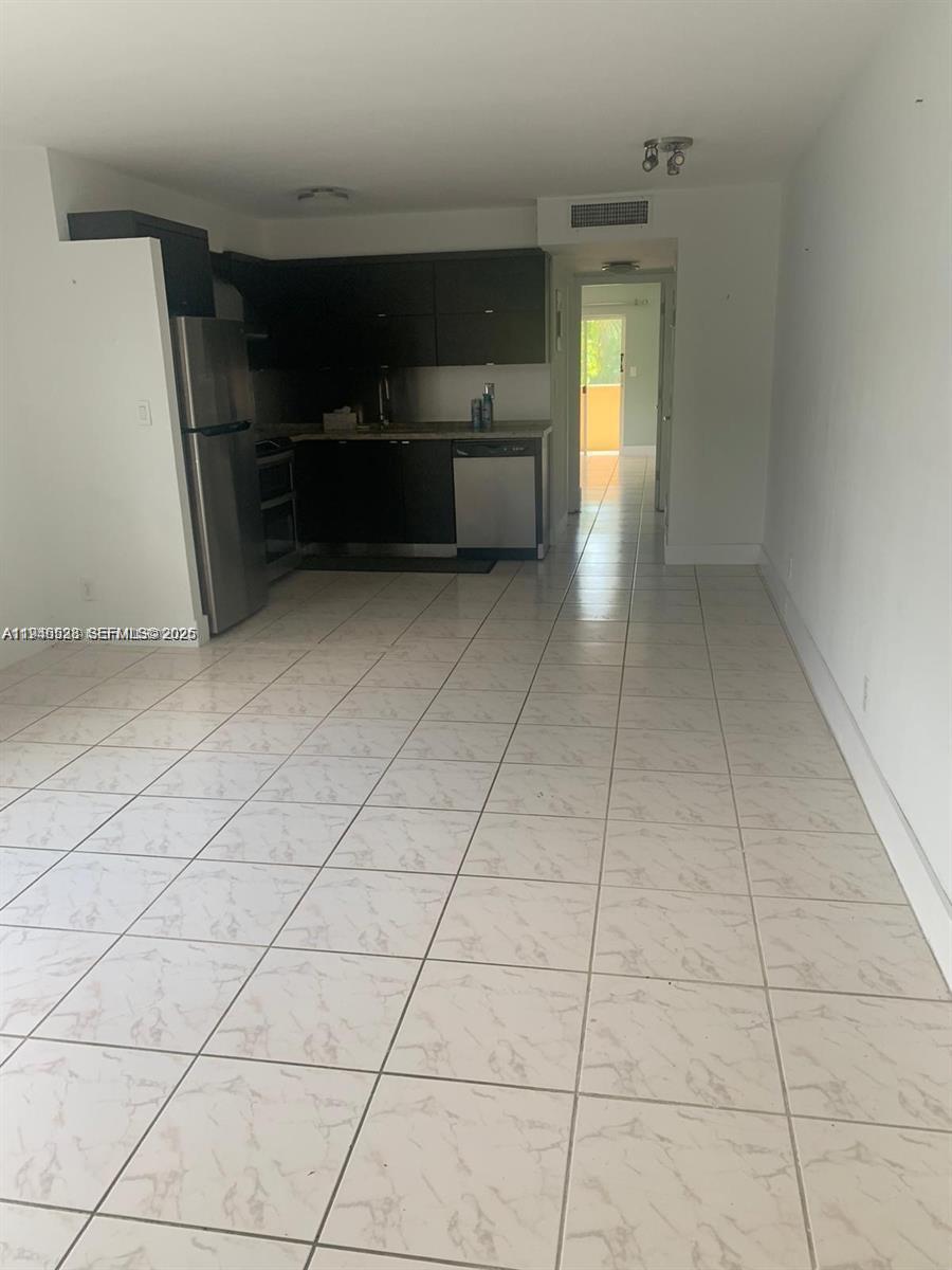 4011 N Meridian Ave #29 Miami Beach, FL 33140