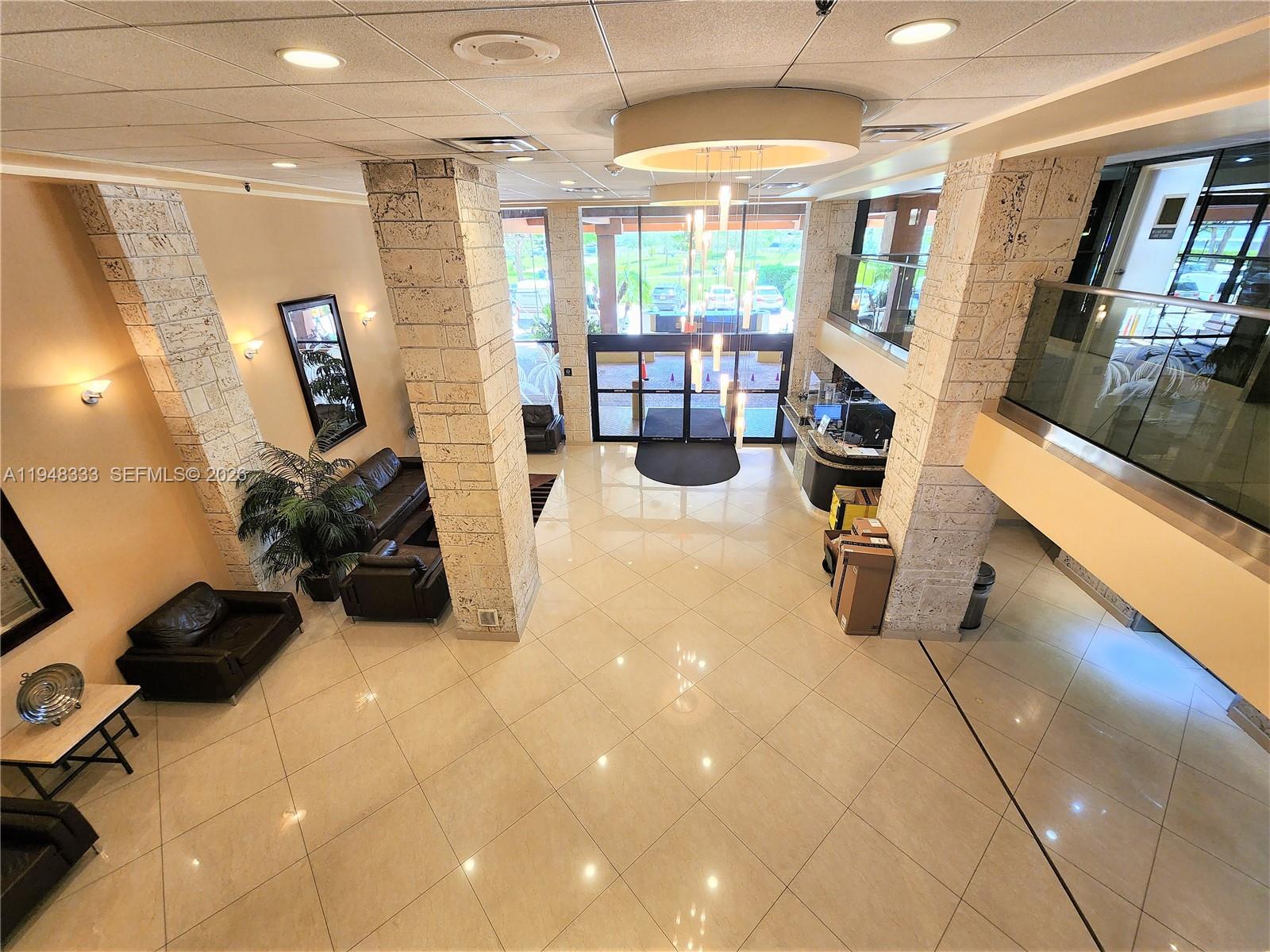 image Winston Towers 70031