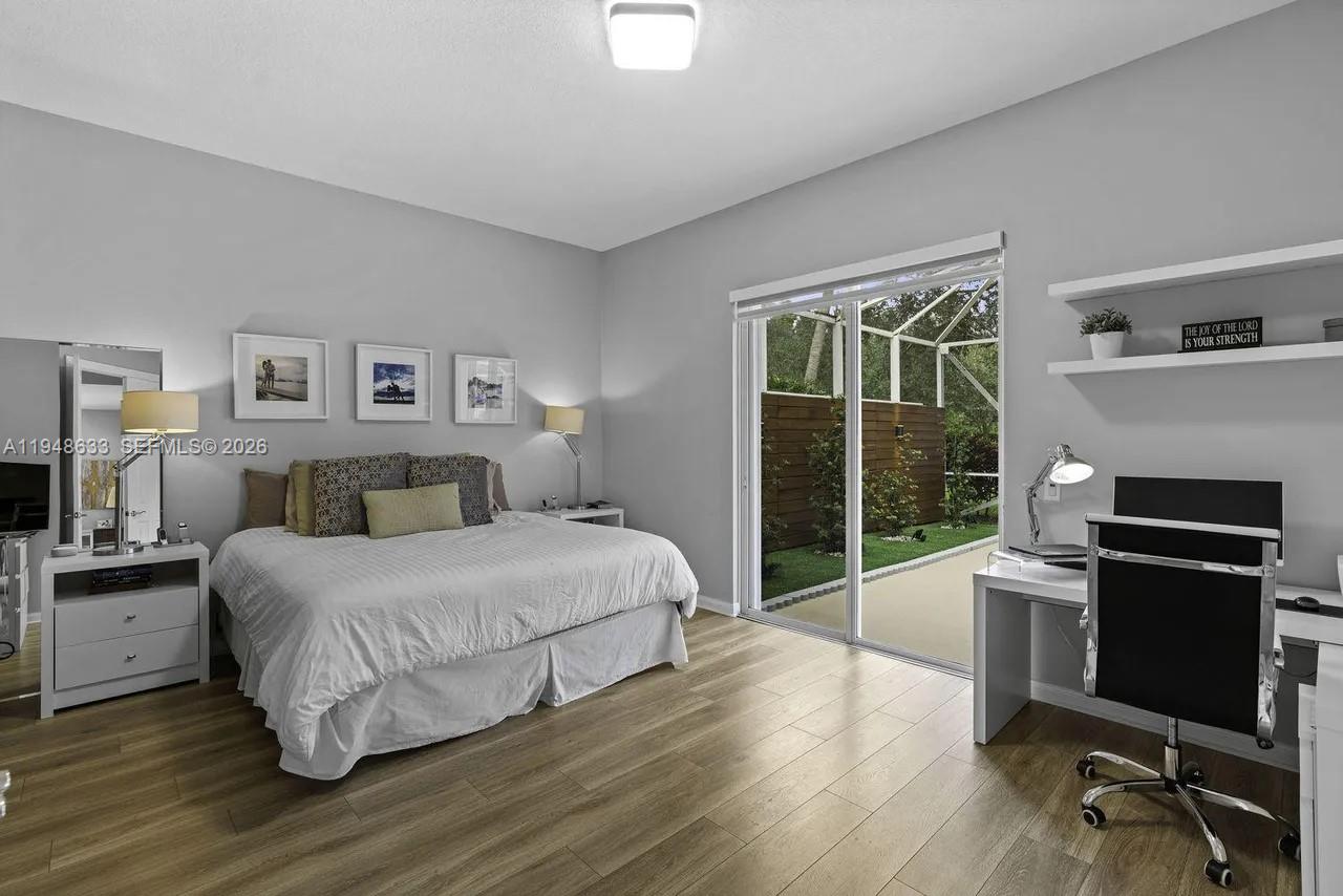 2862 Irma Lk Dr West Palm Beach, FL 33411