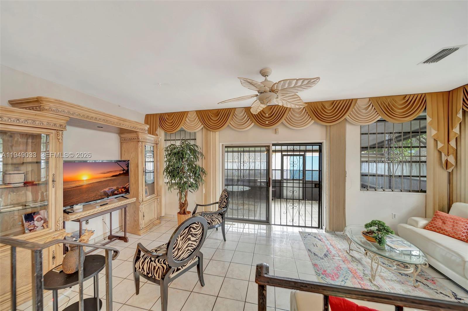 244 NW 43rd St Miami, FL 33127