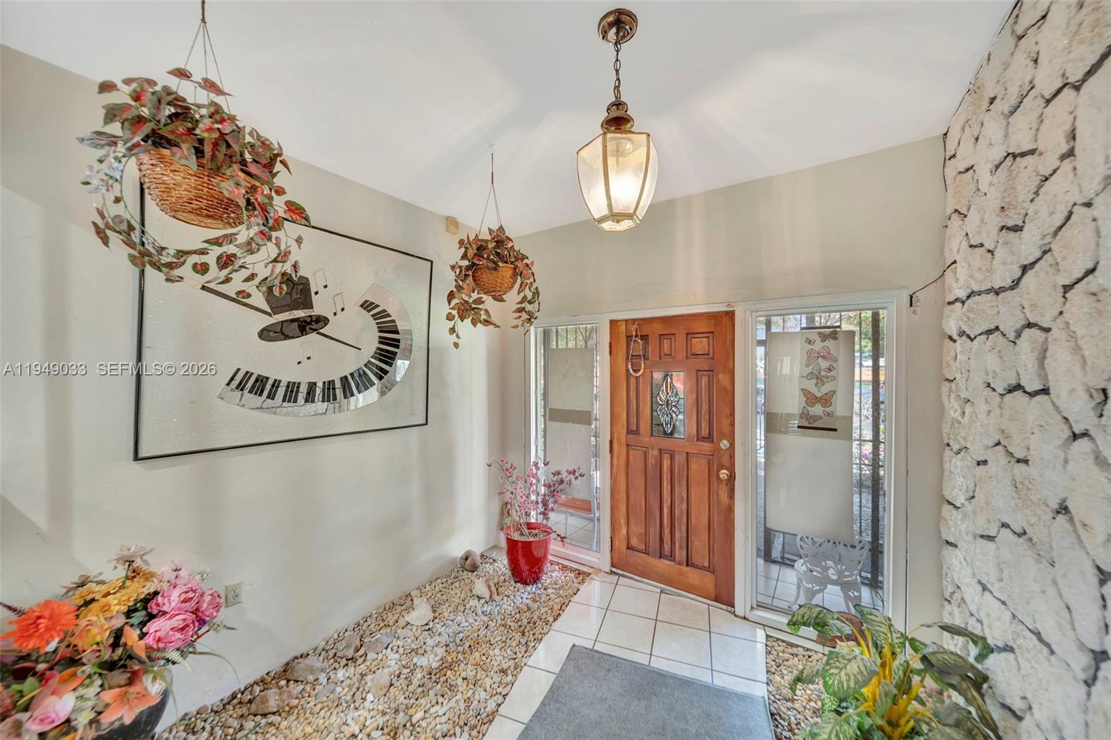 244 NW 43rd St Miami, FL 33127