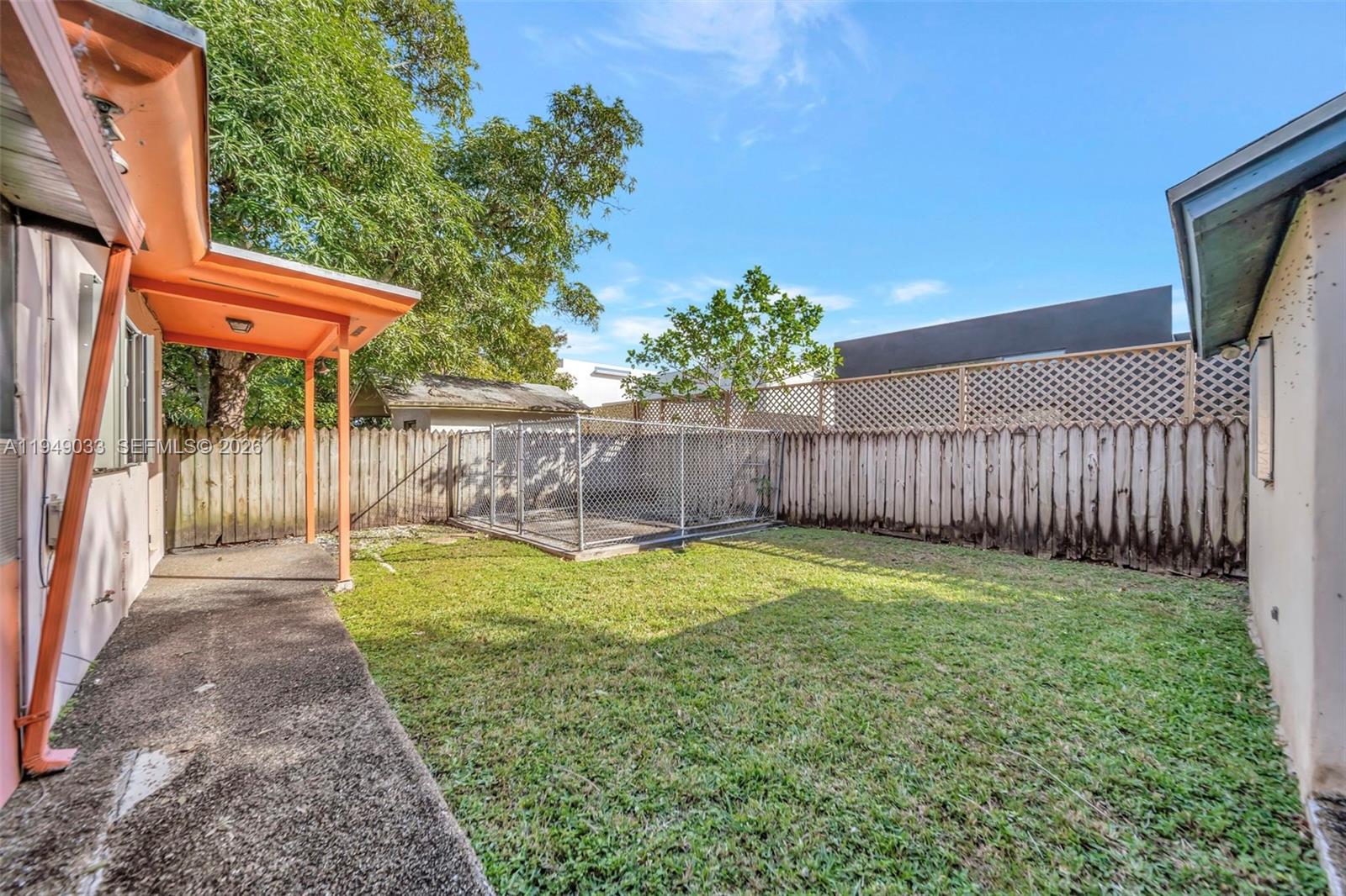 244 NW 43rd St Miami, FL 33127