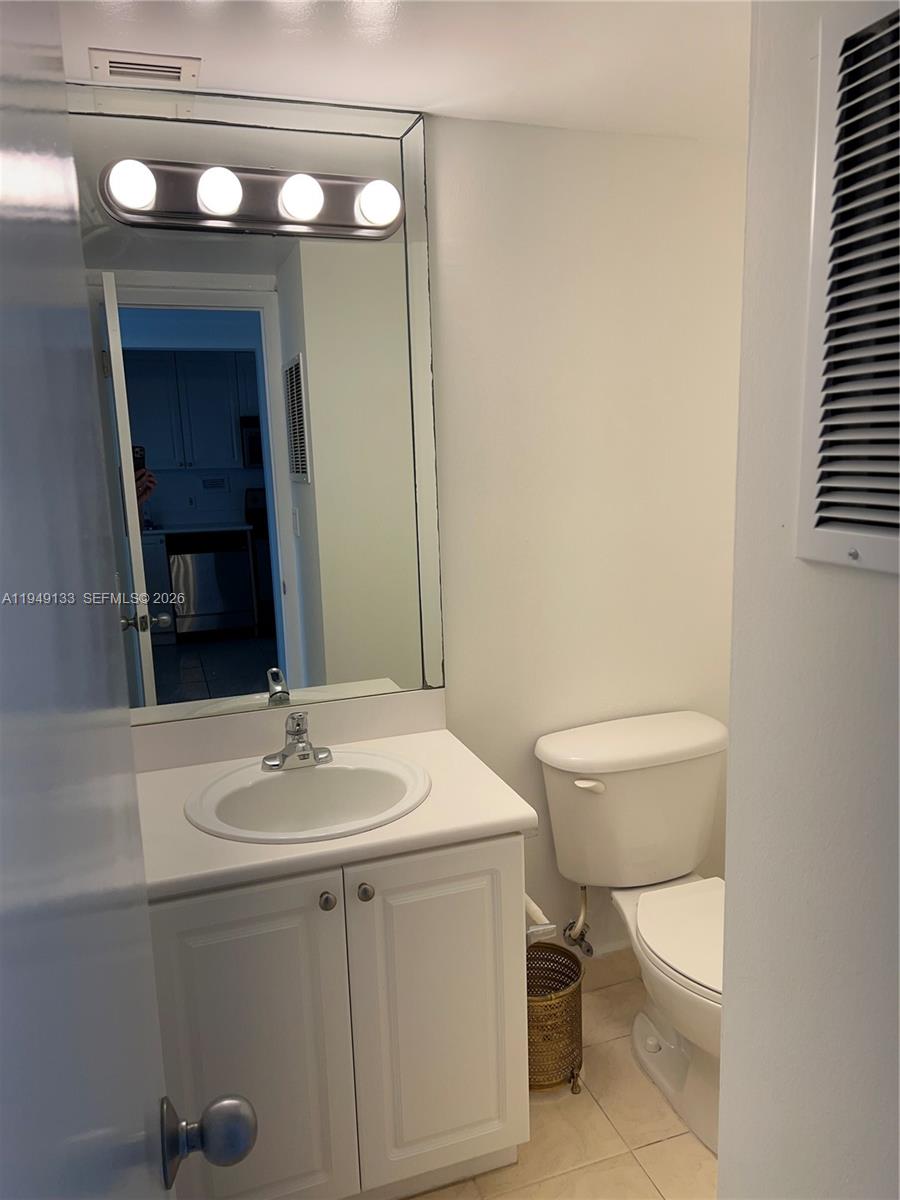 1455 N Treasure Dr #4P North Bay Village, FL 33141