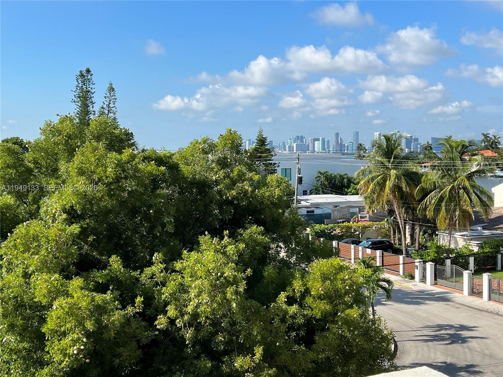 1455 N Treasure Dr #4P North Bay Village, FL 33141