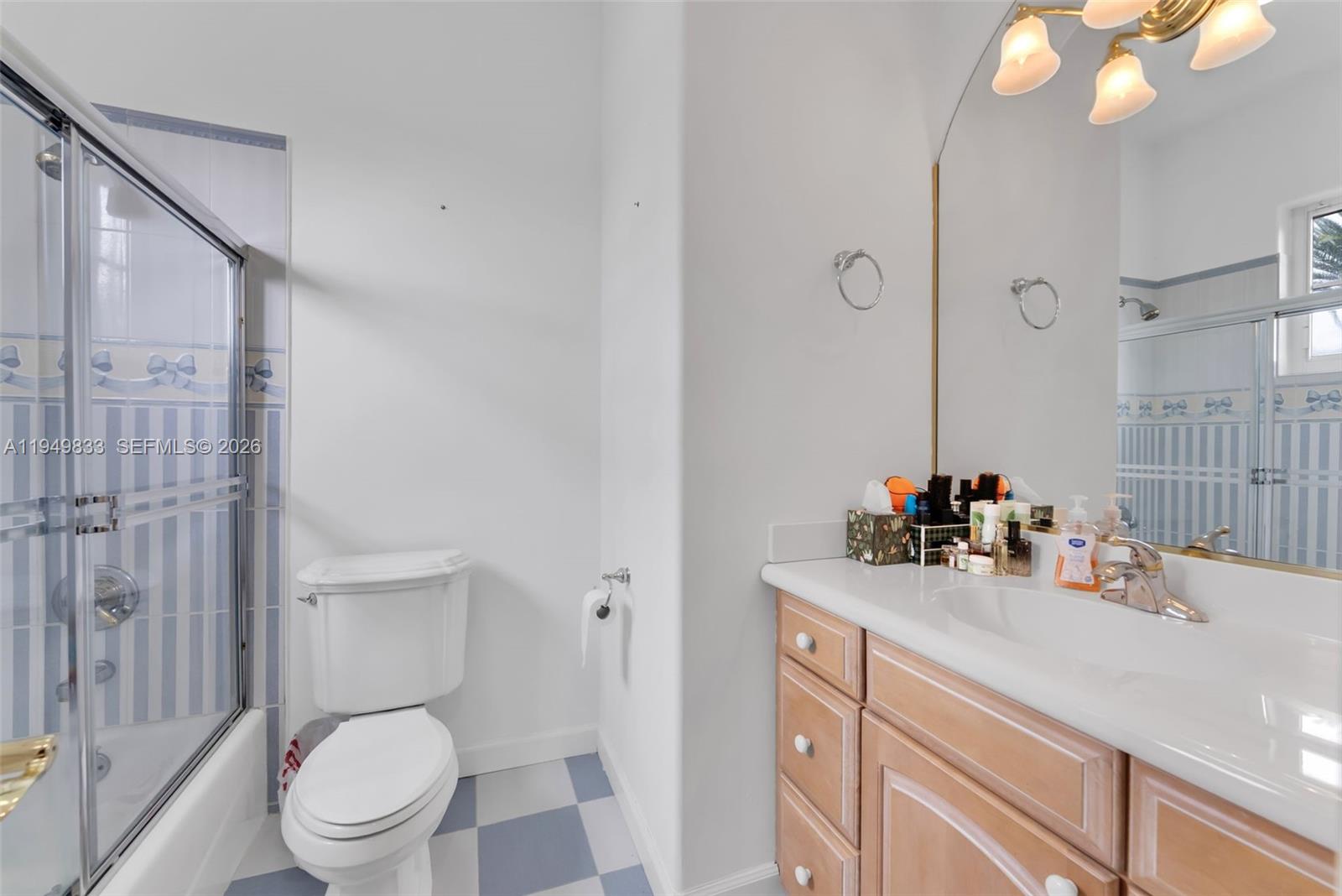 1334 Alhambra Cir Coral Gables, FL 33134