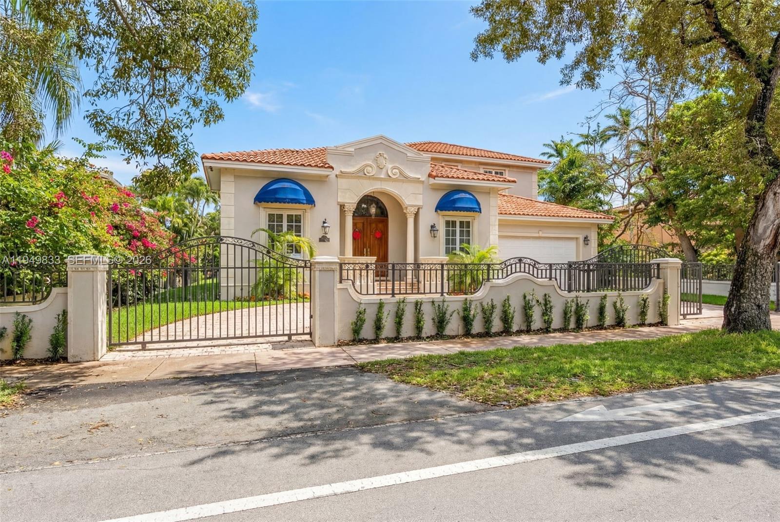 1334 Alhambra Cir Coral Gables, FL 33134