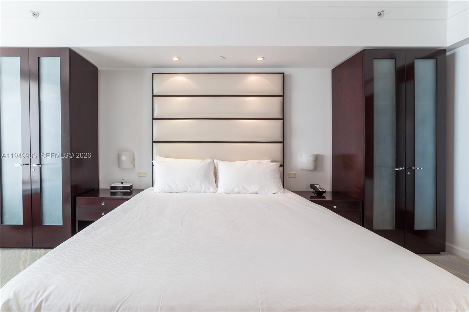 4391 Collins Ave #1914 Miami Beach, FL 33140